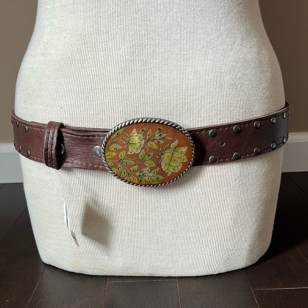 NWT d.l. Rhein handmade brown studded leather Belt with chinoiserie buckle $165